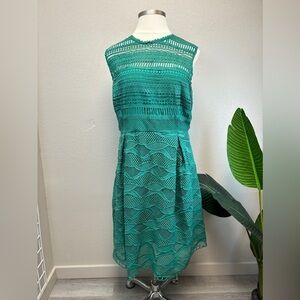 Liza Luxe Green Lace Dress - NEW - Size 26